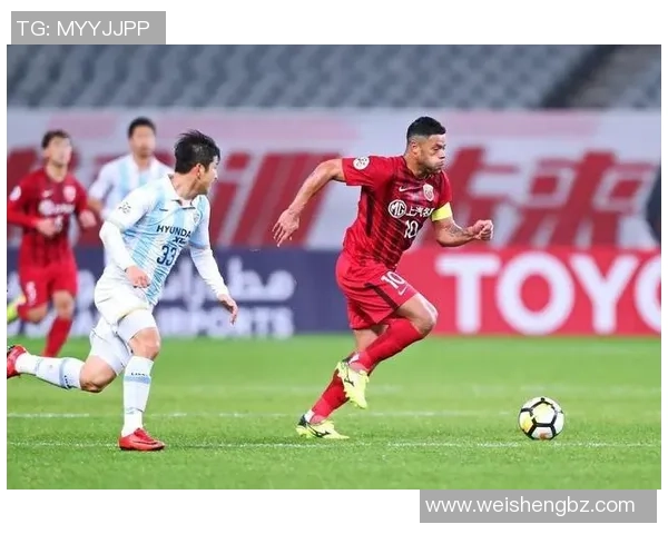 上港与蔚山现代精彩对决回放全景分析与赛后点评